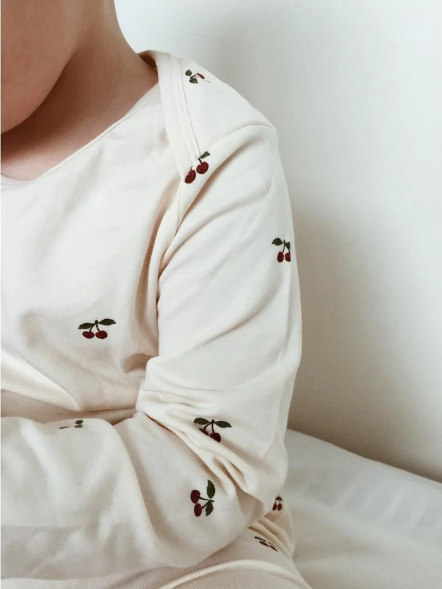 Konges Sløjd - Rompertje Cherry – Image 2